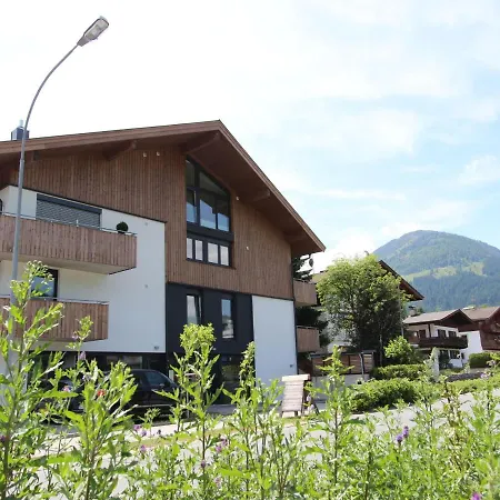 Carisma Apartment *